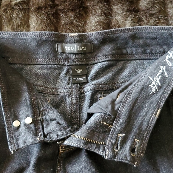 White House Black Market Blanc Trouser Leg Jeans - Picture 6 of 7